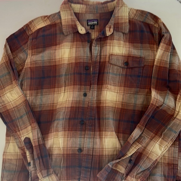 Patagonia Other - PATAGONIA Men's Lightweight Fjord Flannel Shirt
